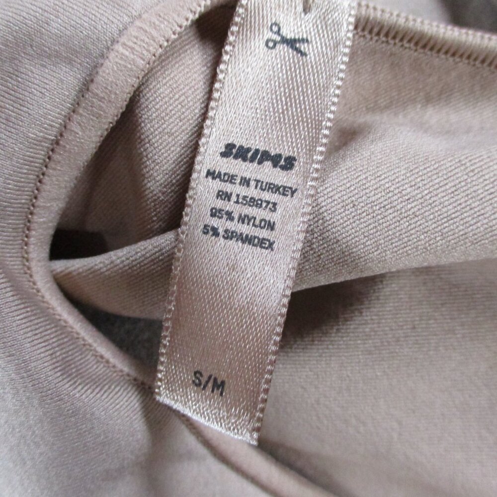 NEW SKIMS Long Sleeve Mock Neck Bodysuit Tan Clay Essential Fits Everybody - Picture 8 of 9